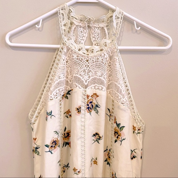 Francesca’s Dress - Picture 4 of 10